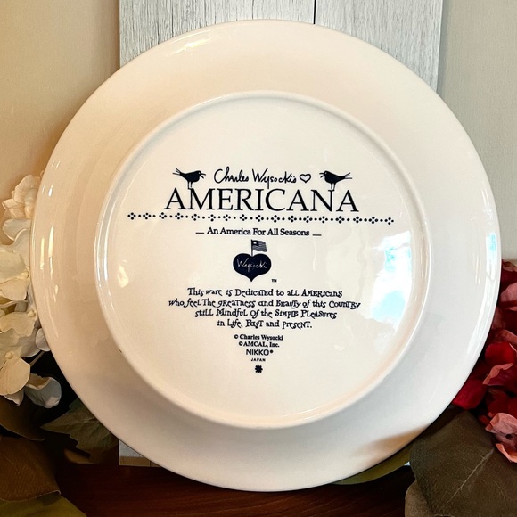Charles Wysocki “Americana” ~ An America For All Seasons, 11” Chop Plate - Picture 3 of 3
